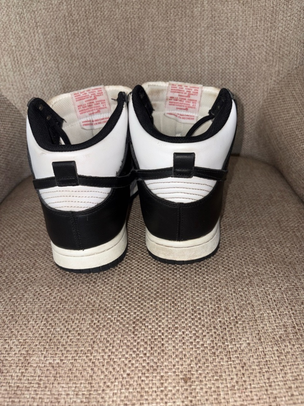Nike dunk high panda DD1869–103 size 7 black an white retro high top sneakers - Picture 4 of 6